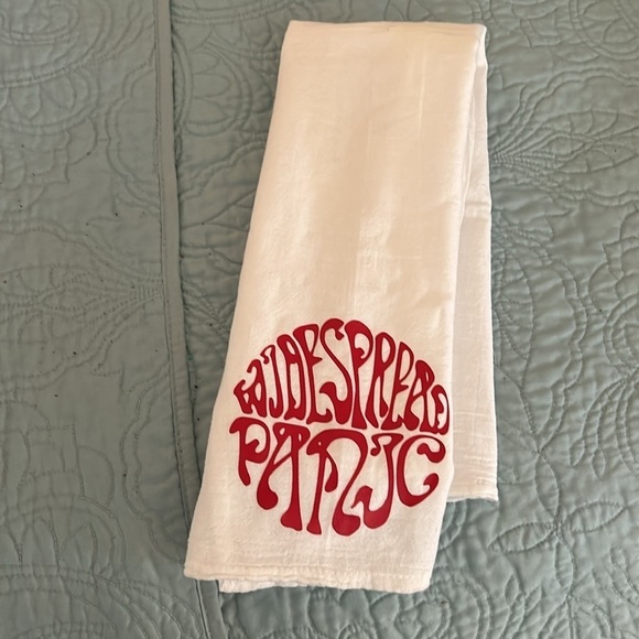 Widespread Panic Tea Towel Red Screen Print Classic Design NEW ! - Picture 2 of 2